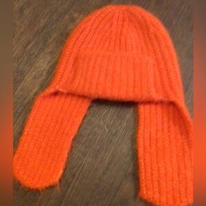 NeW! WYETH Cozy Orange Knit Trapper